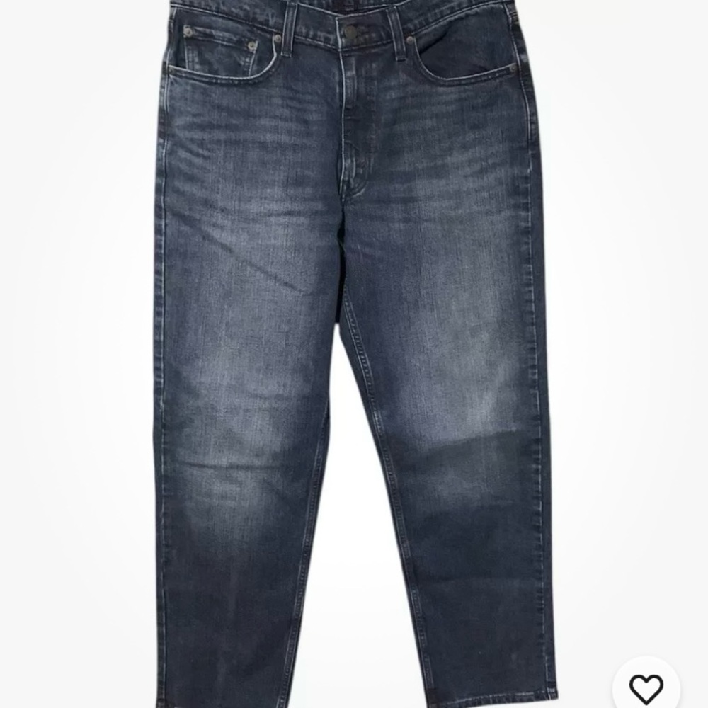 Levi’s 550 Jeans Men’s Blue 33/32 Relaxed Fit Dark Wash Denim Lightly Distressed